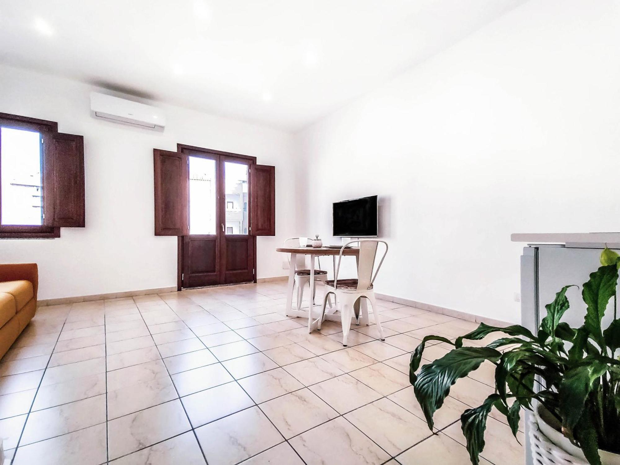 Apartment Emme House *